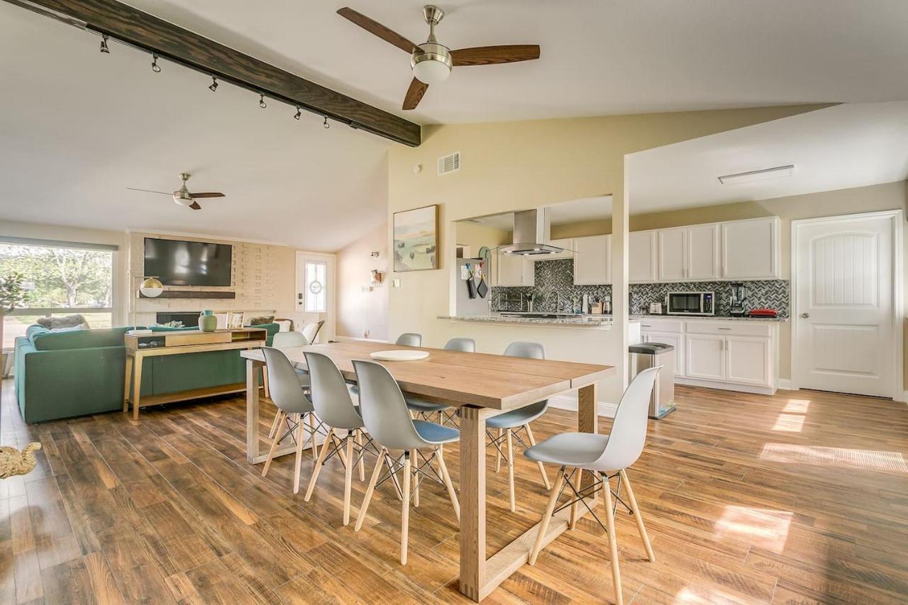 Northwest Luxury Retreat For Big Groups *